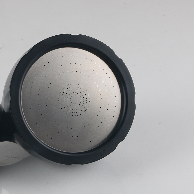 Japán lengőfej fekete zuhany